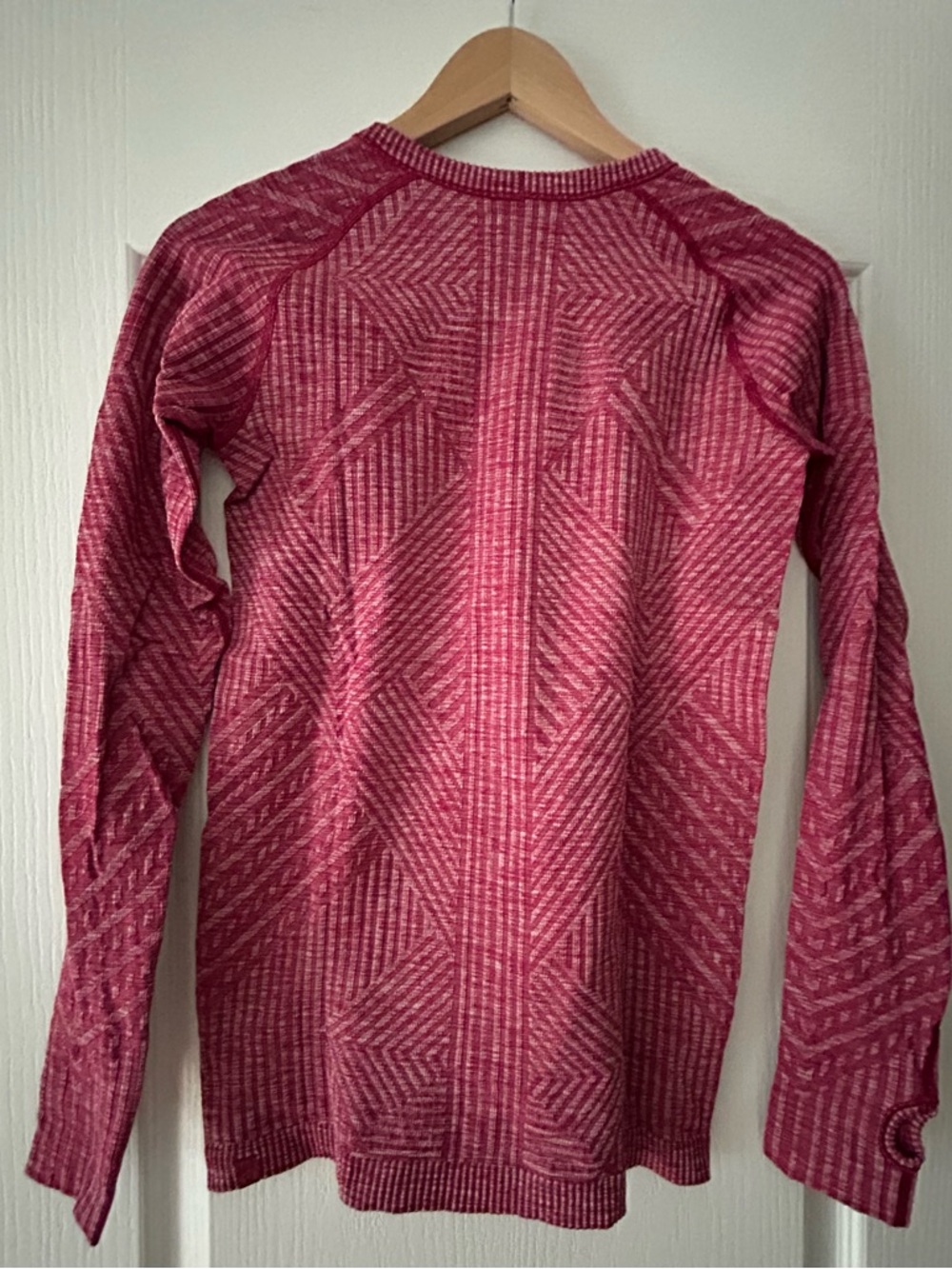Lululemon Rest less pullover - Picture 2 of 3
